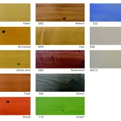 Échantillons de bois teints : du clair au teck, en passant par le bleu outremer et le vert vif. Chaque teinte lasure bois révèle la beauté naturelle du bois.