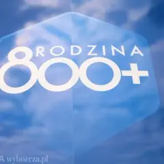 800 plus: Kto dostaje? Poznaj zasady i złóż wniosek bez błędów
