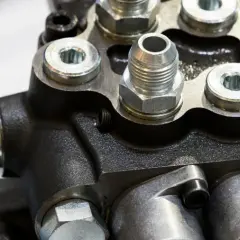 Jak podłączyć sprzęgło hydrauliczne: 7 kroków do sukcesu
