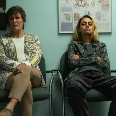 Filmy o narcyzie na Netflix - odkryj mroczne oblicze manipulacji