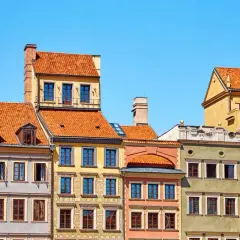 Kiedy budynek staje się zabytkiem? Poznaj kluczowe kryteria i proces