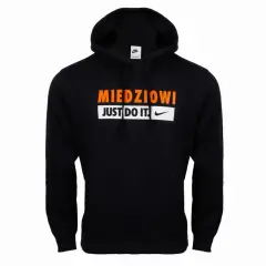Czarna bluza z kapturem Nike z napisem "MIEDZIOWI JUST DO IT." i logo.