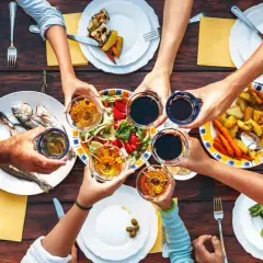 Ile dań na chrzciny? Sprawdź optymalną liczbę i menu