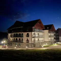 Najlepsze hotele nad jeziorem Czorsztyńskim - komfortowe noclegi w pięknej okolicy