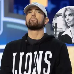 Eminem w bluzie z napisem "LIONS" i czapce, obok okrągłe zdjęcie kobiety. Pytanie "czy eminem żyje" nabiera nowego znaczenia.