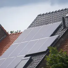 Fotowoltaika 5 kW: Ile prądu dziennie? Od 4 do 25 kWh!