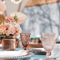 Jak udekorować dom na komunię? Trendy i inspiracje DIY