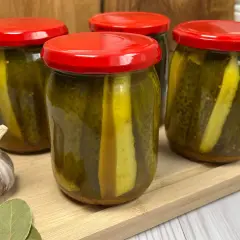 Jak zrobić ogórki z przyprawą curry - prosty przepis na zimowe przetwory