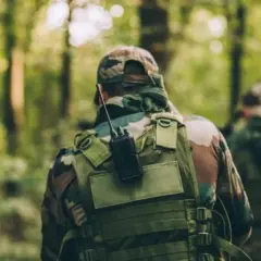 Wady wzroku dyskwalifikujące do wojska: poznaj aktualne wymagania