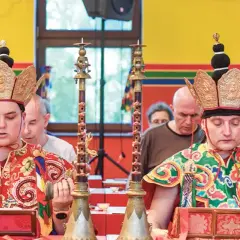 Ośrodki buddyzmu w Polsce: Gdzie znaleźć praktyki i tradycje?