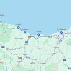 Mapa de rutas por el norte de España, mostrando la costa vasca desde San Juan de Gaztelugatxe hasta Biarritz, con puntos clave como Bilbao, San Sebastián y parques naturales.