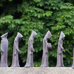 Zakony żebracze – co to są i jak wpływają na społeczeństwo?