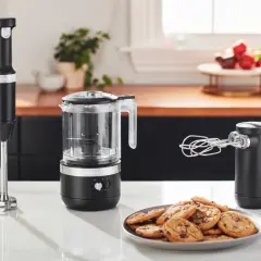 Blender ręczny do czego służy? Odkryj jego niezwykłe zastosowania w kuchni