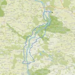 Mapa pokazuje trasę jak dojechać z Puław do Kazimierza Dolnego, z zaznaczoną drogą przez tereny wiejskie i nad Wisłą.