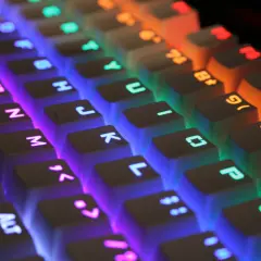 Jak włączyć podświetlenie klawiatury w laptopie Asus bez problemów