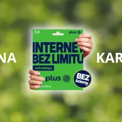 Karta z napisem "Internet bez limitu na kartę" od Plusa. Dostępny na 6 miesięcy.