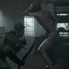 Ein Mann kämpft im Spiel "The Order: 1886" gegen ein monströses Wesen.