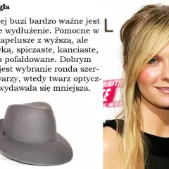 Szary kapelusz fedora i blondynka. Jaki kapelusz do okrągłej twarzy? Wybierz ten z szerszym rondem, by optycznie wyszczuplić buzię.