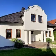 Ile kosztuje elewacja budynku? Sprawdź ceny i ukryte koszty