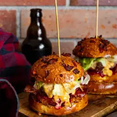 Ser do Burgera Drwala: Camembert czy topiony? Poznaj patenty!