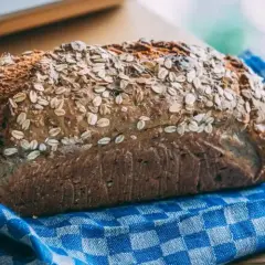 Przepis na zdrowy chleb z maszyny – łatwy sposób na pyszny wypiek