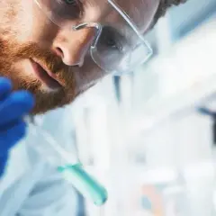 Praca w laboratorium drogowym na czym polega - poznaj tajniki zawodu