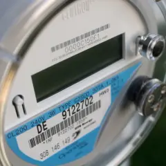 Licznik energii elektrycznej, kluczowy do monitorowania zużycia prądu na budowie.