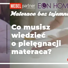 Ręce czyszczą materac. Dowiedz się, jak dbać o materac, by służył latami.