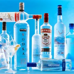 Ile kosztuje 250 ml wódki? Zaskakujące ceny różnych marek