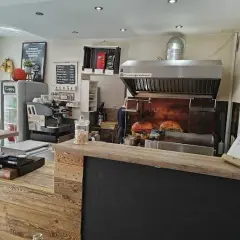 Gdzie zjeść w Wałbrzychu? Odkryj najlepsze restauracje i smaki