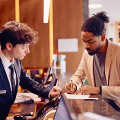 Jak się zameldować w hotelu za granicą bez zbędnych problemów