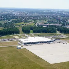Gdzie można polecieć z Lublina? Sprawdź najlepsze kierunki i porady na podróż