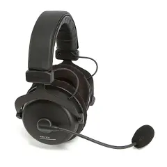 Beyerdynamic MMX 300 Headset mit Mikrofon, bereit für den Test.