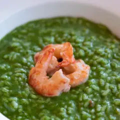 Jakie dania można wzbogacić pesto i jak je wykorzystać w kuchni