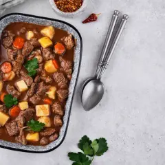 Jakie mięso na strogonow? Odkryj najlepsze opcje dla smaku