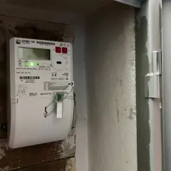 Licznik GAMA 150 typ G15. Odczyt zużycia energii elektrycznej na wyświetlaczu.