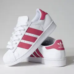 Adidas Superstar 33: Jak dobrać rozmiar i znaleźć najlepszą ofertę?