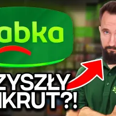 Ile zarabia pracownik Żabki? Poznaj realne stawki i opinie!