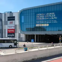 Gdzie jest Dworzec PKS Poznań? Matyi 2 i Avenida Trafisz łatwo!