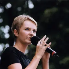 Orła cień: Kto śpiewa? Historia i kulisy wielkiego hitu