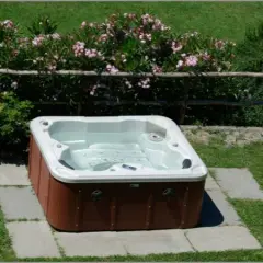 Jaka chemia do jacuzzi ogrodowego: niezbędne środki i ich zastosowanie