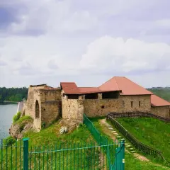 Jezioro Dobczyckie: Tajemnice, atrakcje i przygody w okolicy