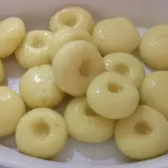Jak zrobić kluski śląskie z dziurką? Perfekcja krok po kroku!