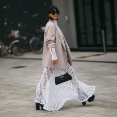 Falda larga: La guía experta para lucir un estilo impecable