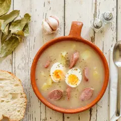 Odkryj fascynujące regionalne kuchnie Polski i ich wyjątkowe smaki