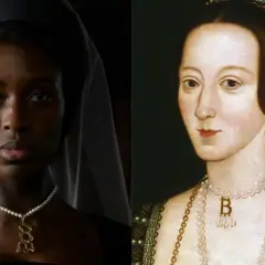 Dwie kobiety w historycznych strojach. Jedna to aktorka z serialu o Annie Boleyn, druga to obraz.