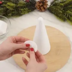 Kreatywne pomysły na choinkę DIY, które zaoszczędzą Twój czas i pieniądze