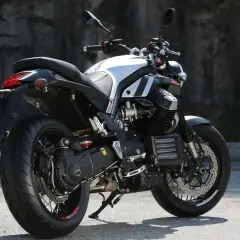Moto Guzzi V7: detalles de su ficha técnica en esta moto clásica.