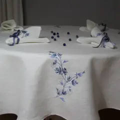 Jaki obrus na okrągły stół? Wybierz idealny rozmiar i styl