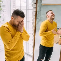 Mężczyzna w żółtym swetrze przeżywa skrajne emocje, od rozpaczy po euforię. Obraz symbolizuje zmagania z chorobą dwubiegunową, z jakimi mierzą się znani Polacy.